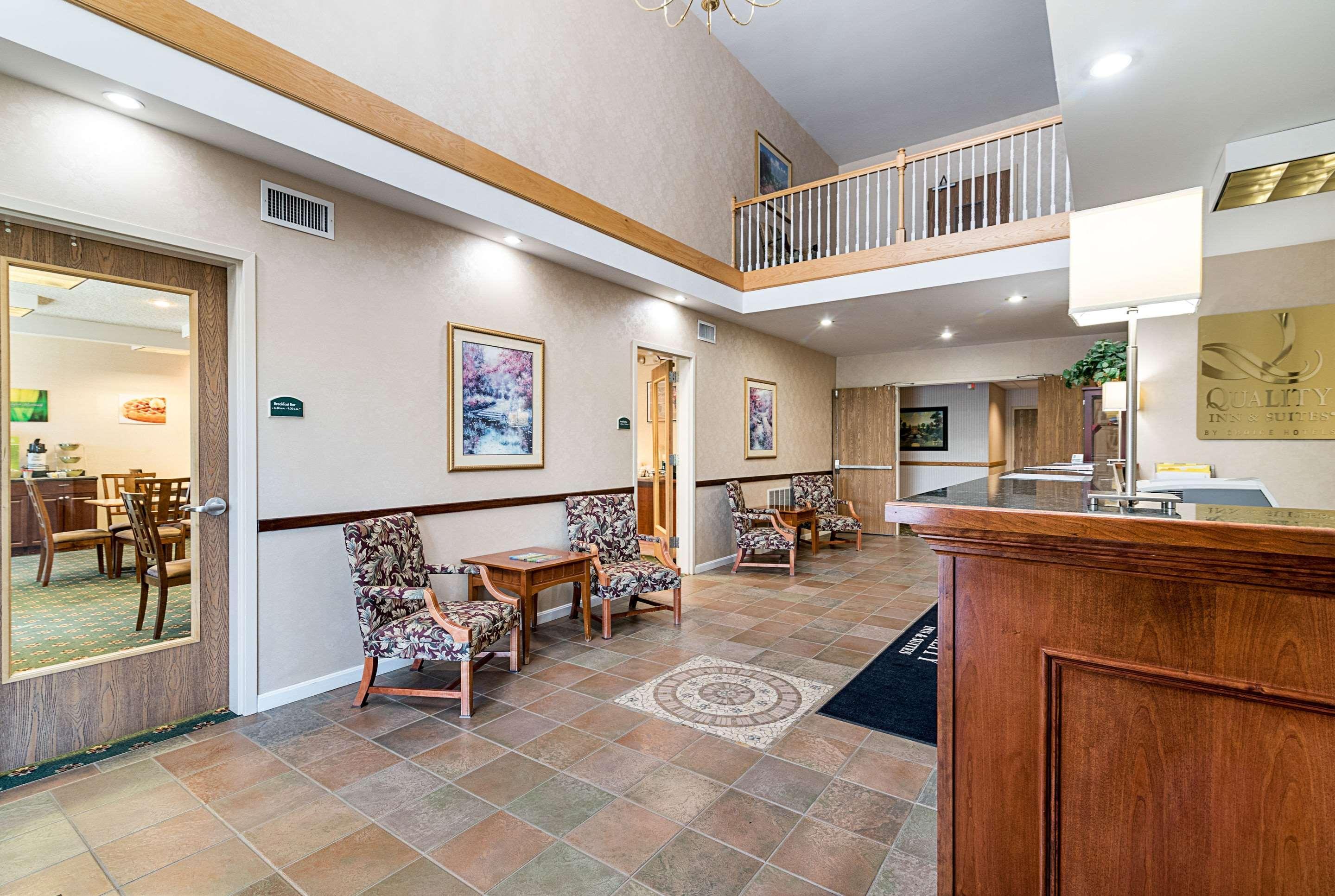 Quality Inn & Suites Schoharie Near Howe Caverns Exterior photo
